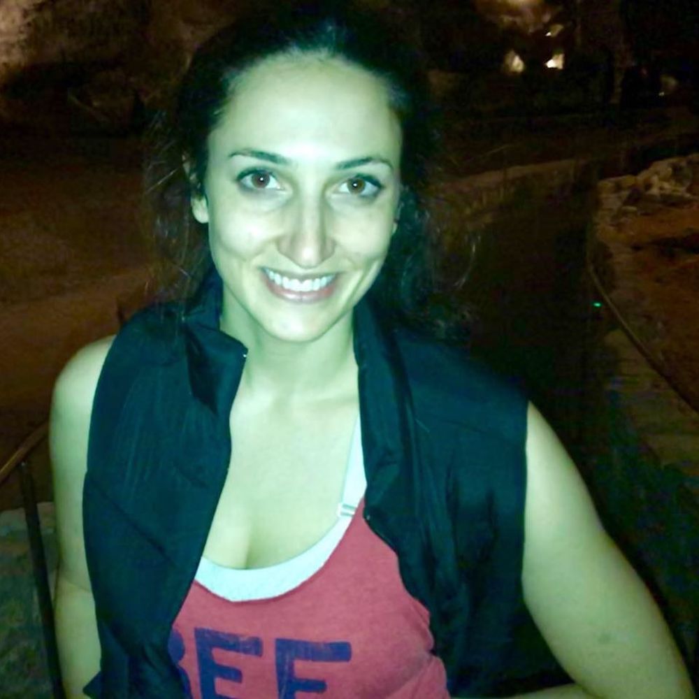 Meet your Posher, Elizabeth